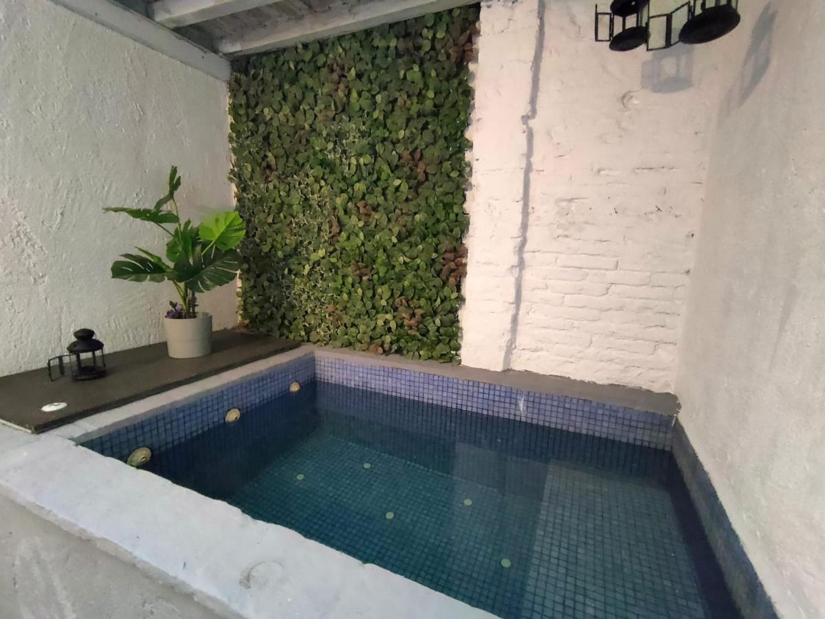 Pequeno Alojamiento Con Mini Piscina - No Climatizada Apartament Walencja